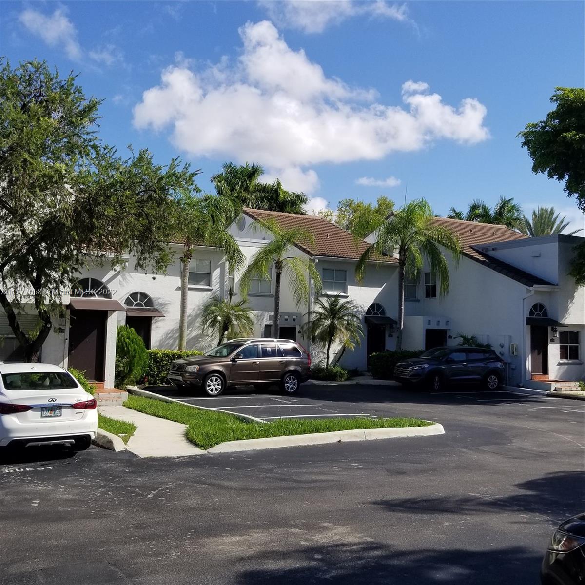 9772 NW 46th Ter Unit: 129
