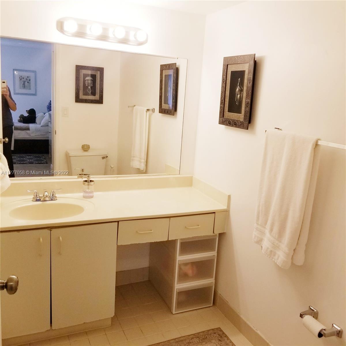 9772 NW 46th Ter Unit: 129