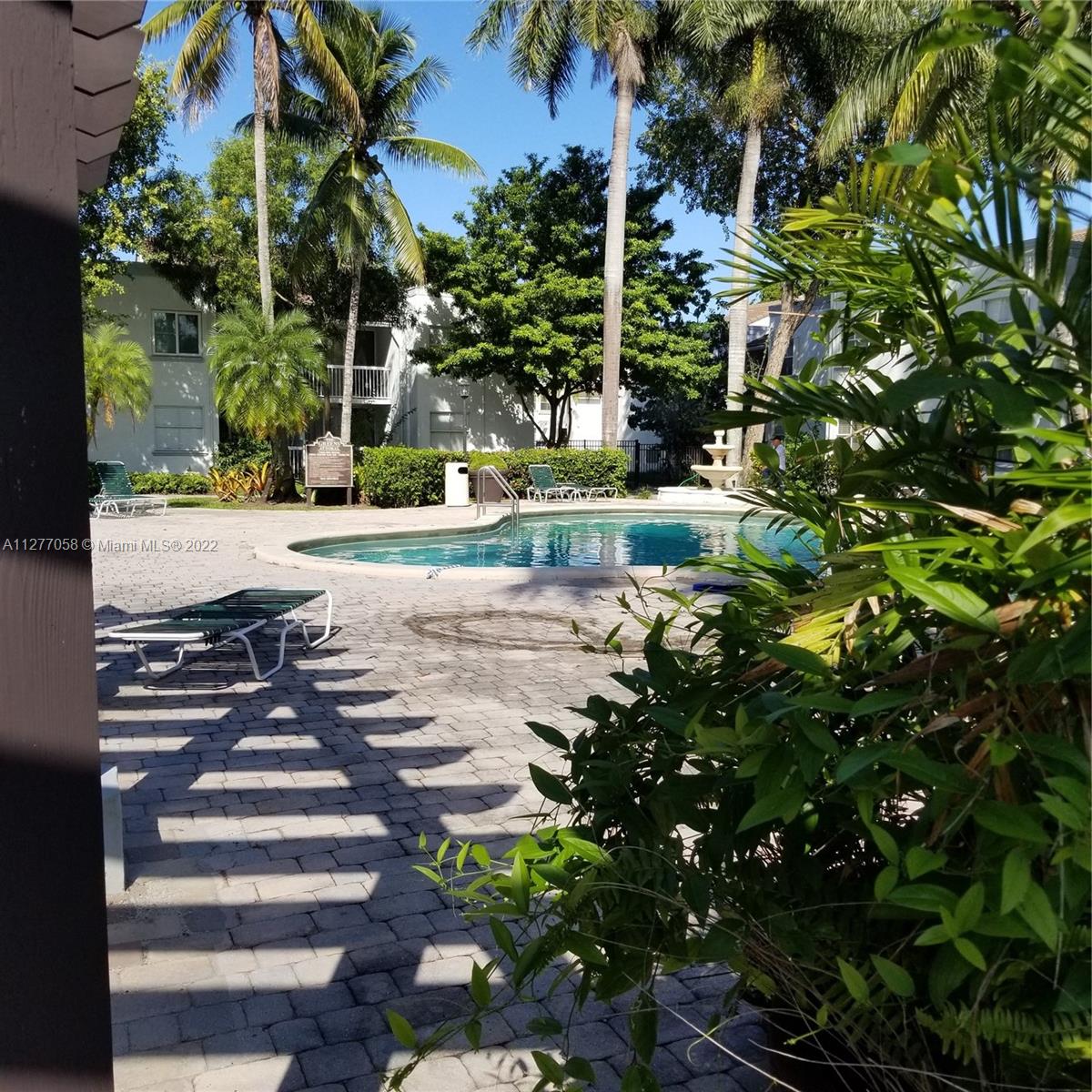 9772 NW 46th Ter Unit: 129