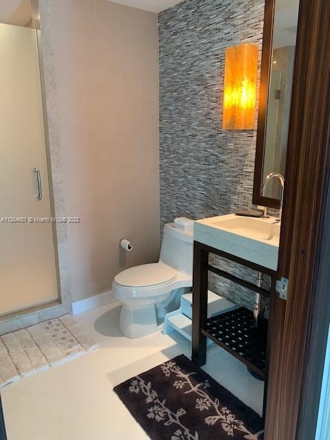 1331 Brickell Bay Dr Unit: 1008