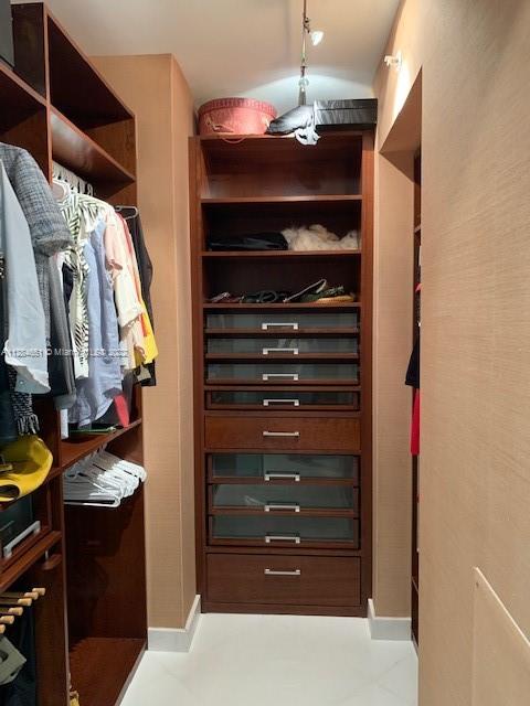 1331 Brickell Bay Dr Unit: 1008