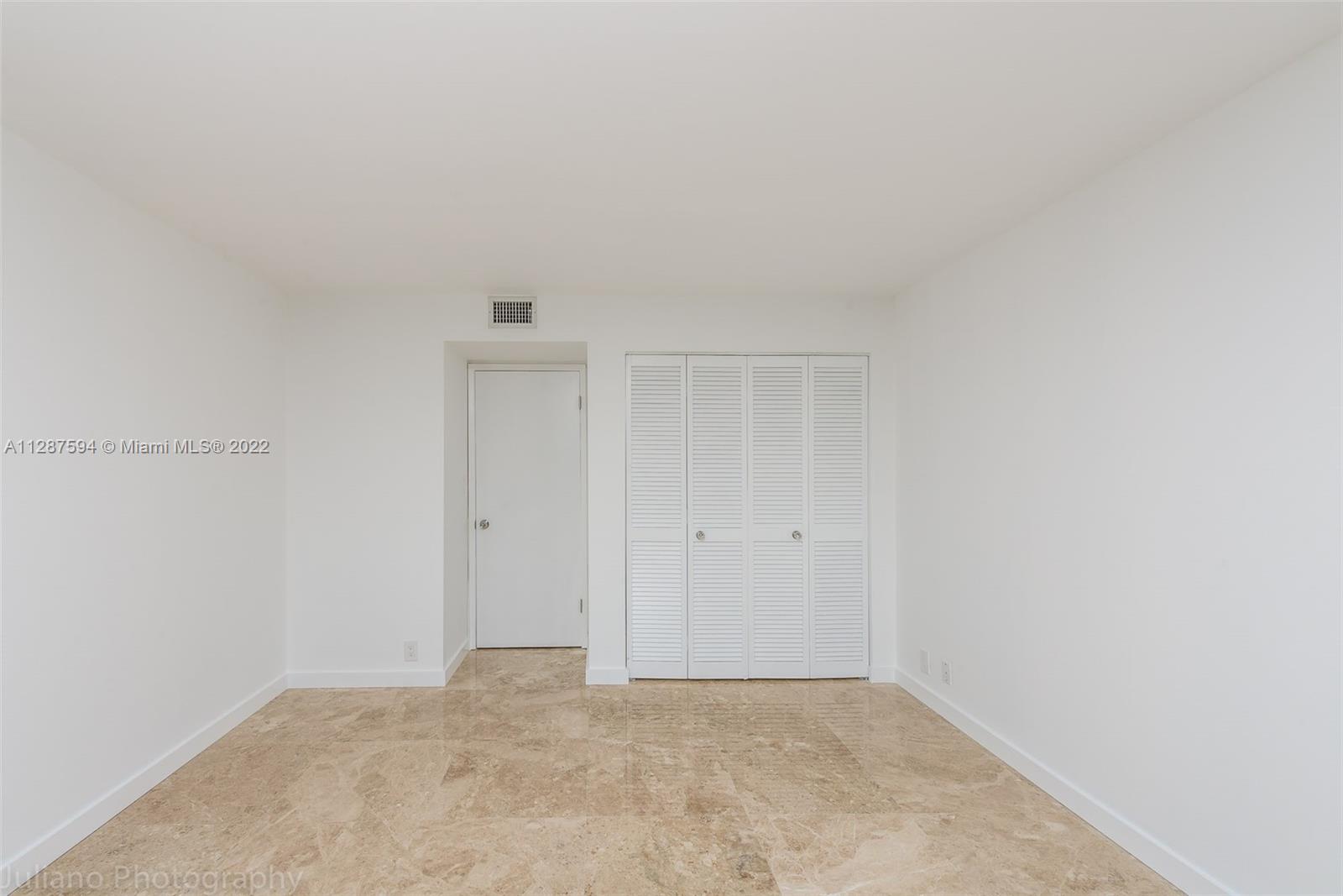 1901 Brickell Ave Unit: B912
