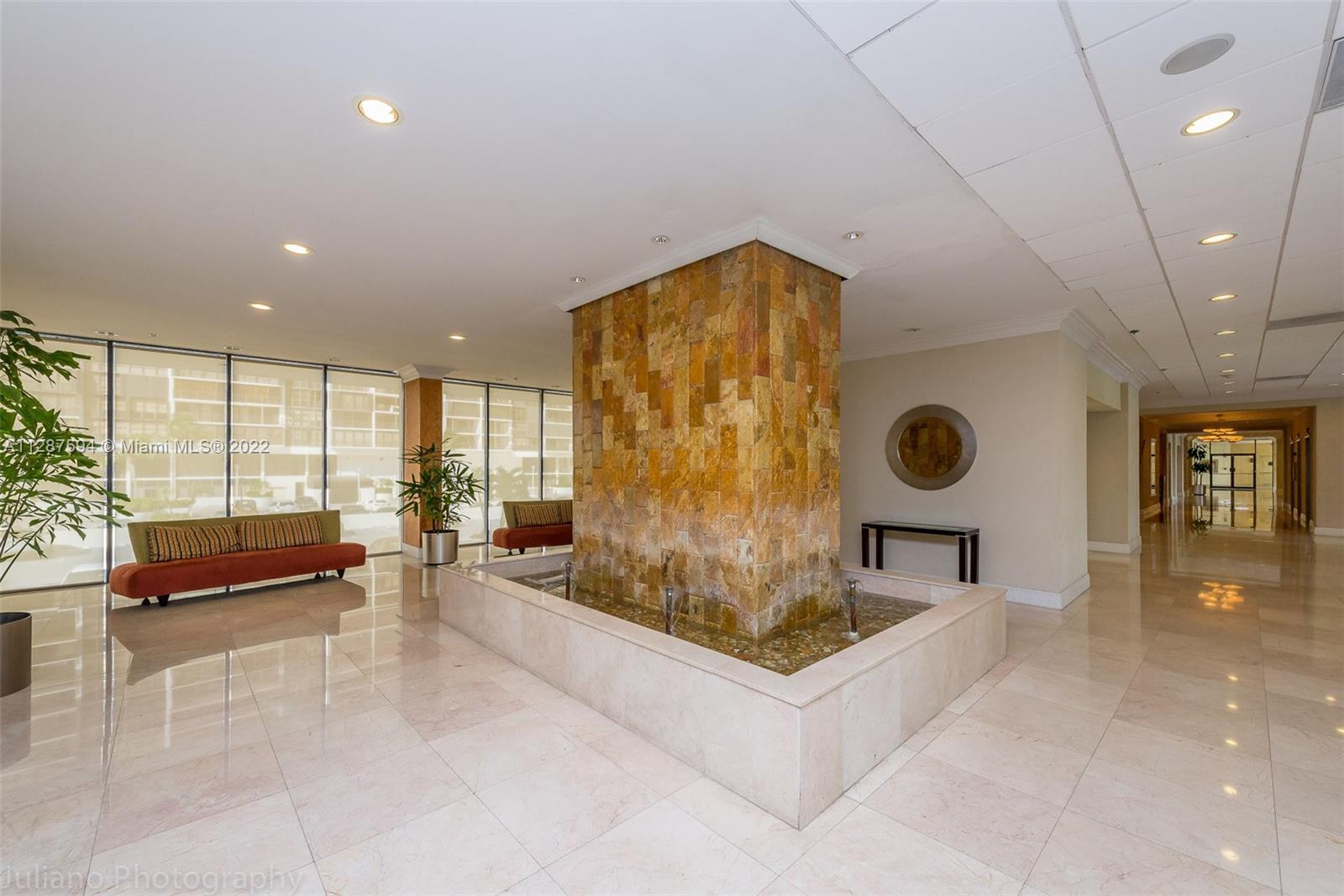 1901 Brickell Ave Unit: B912