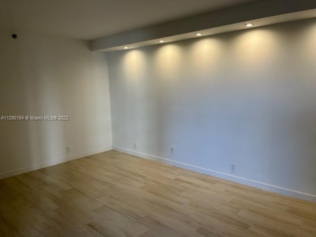 170 Ocean Lane Dr Unit: 402
