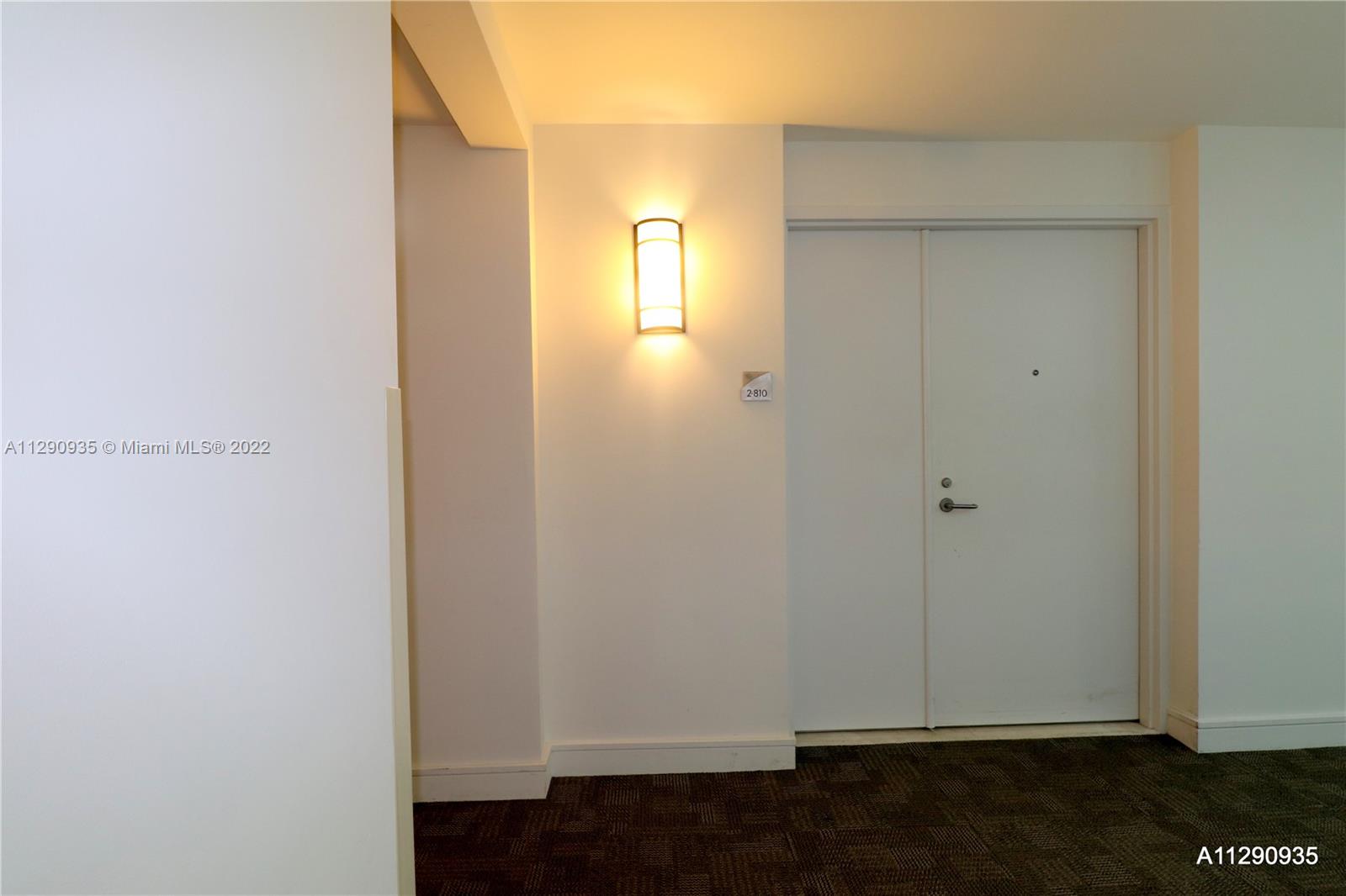 3131 NE 188th St Unit: 2-810