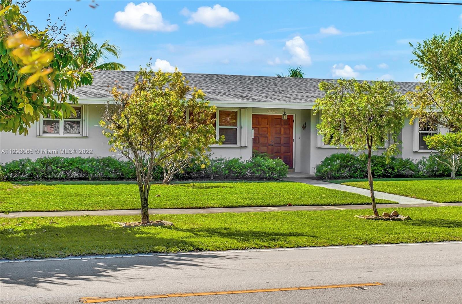 8520 SW 104th St