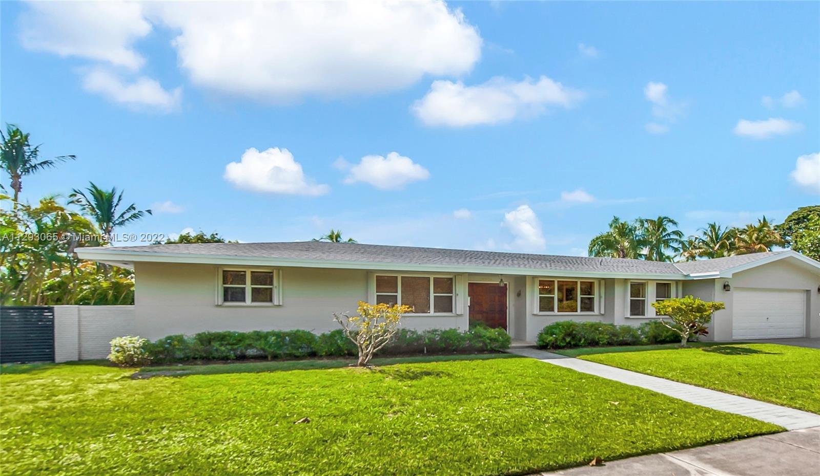 8520 SW 104th St