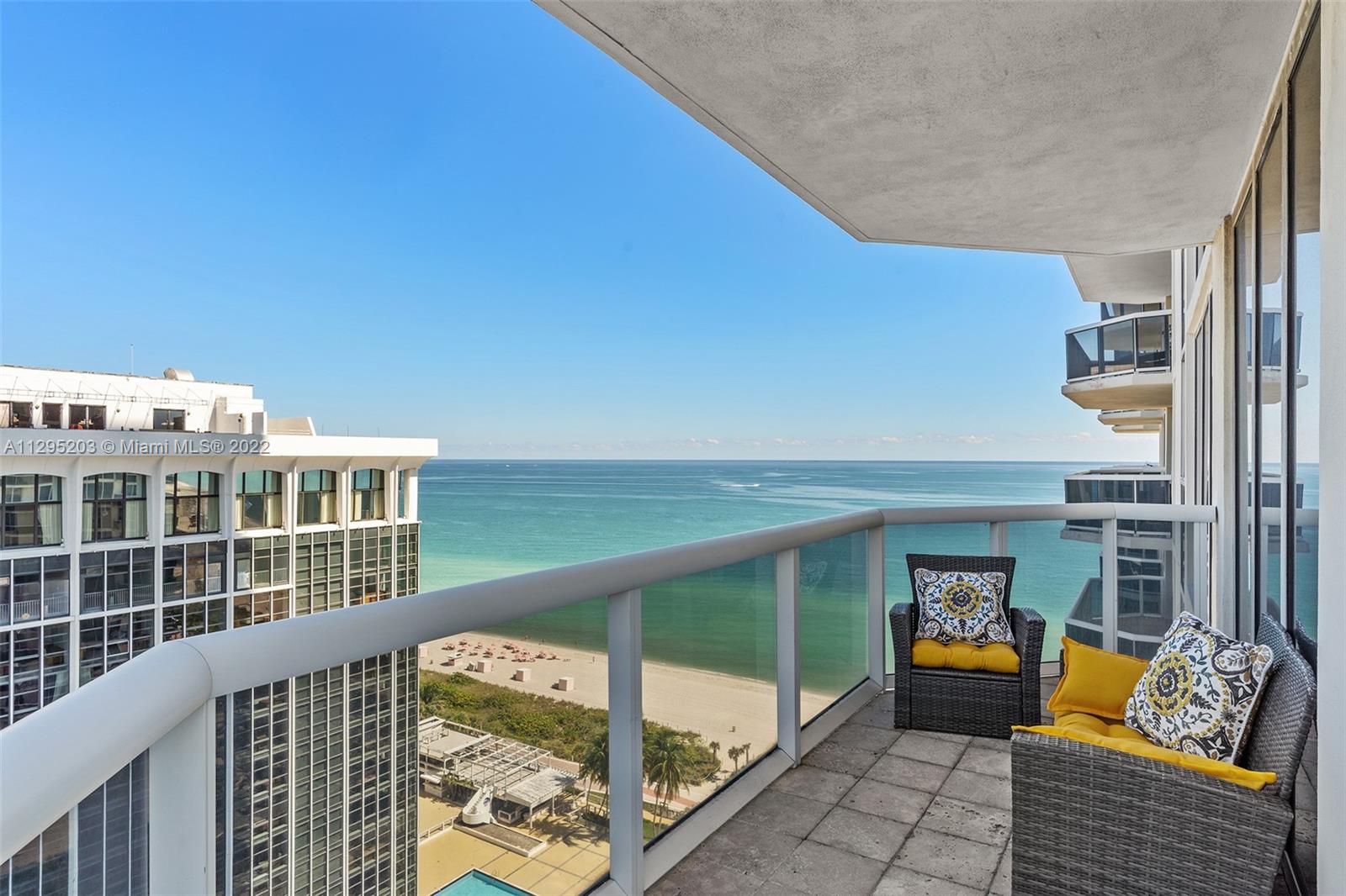 4779 Collins Ave Unit: 2007