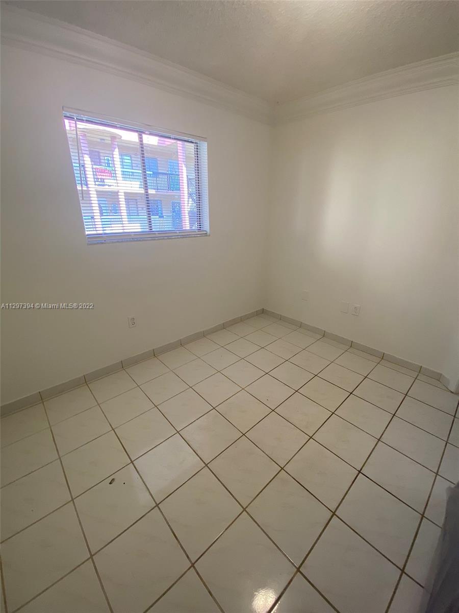 5480 W 21st Ct Unit: 302