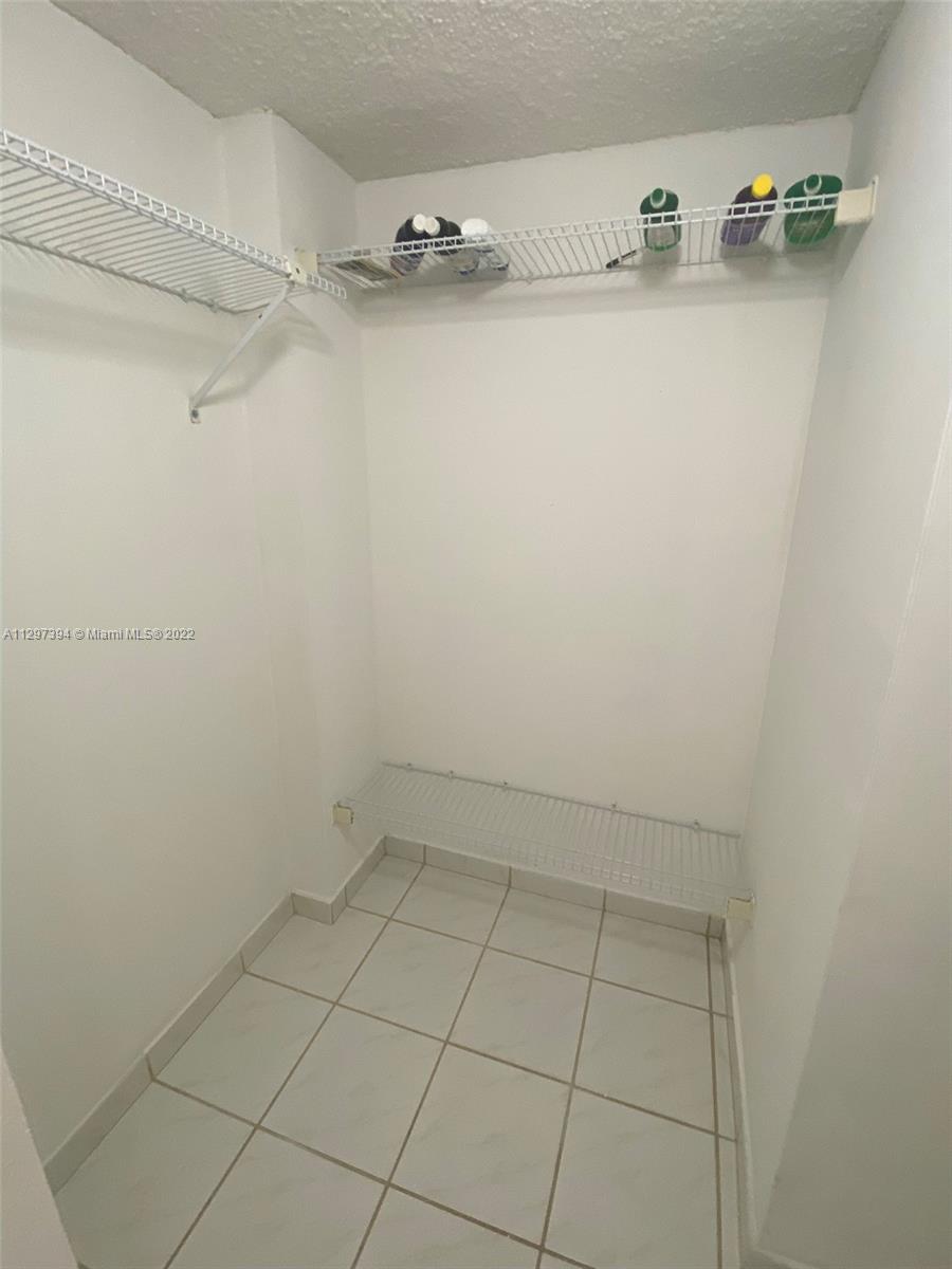 5480 W 21st Ct Unit: 302