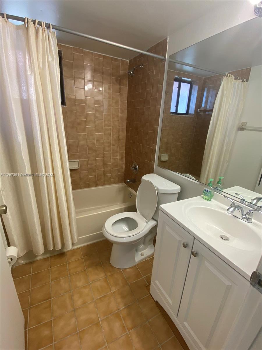 5480 W 21st Ct Unit: 302
