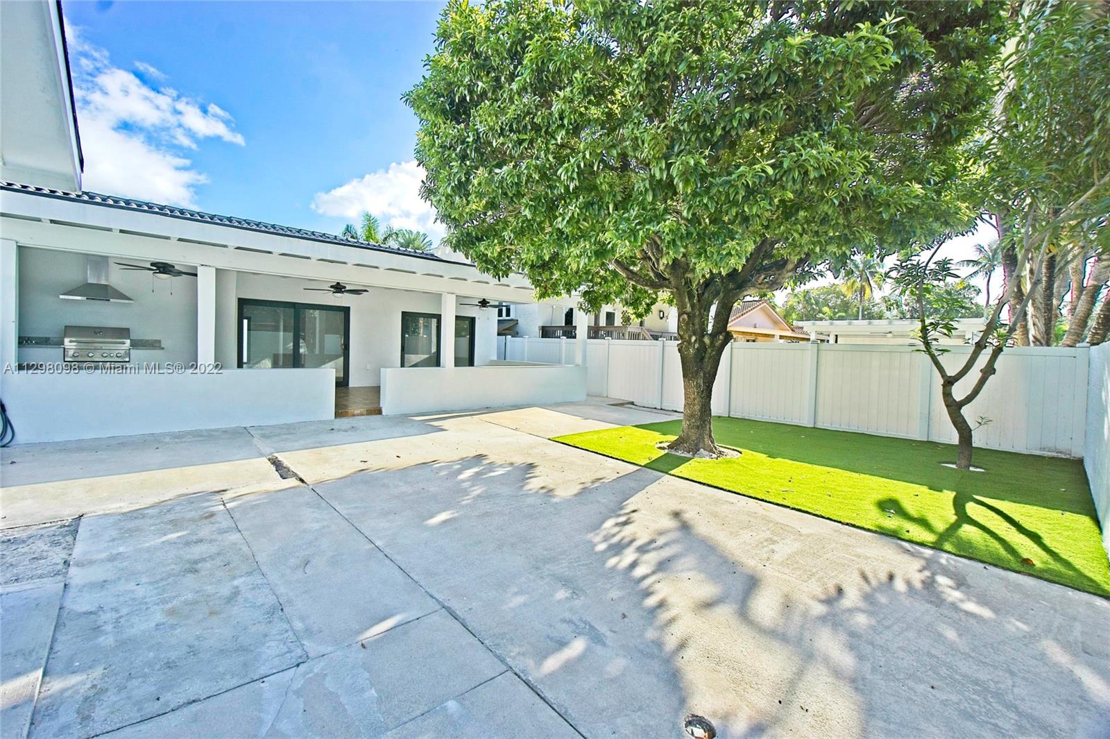 434 SW 23 Rd