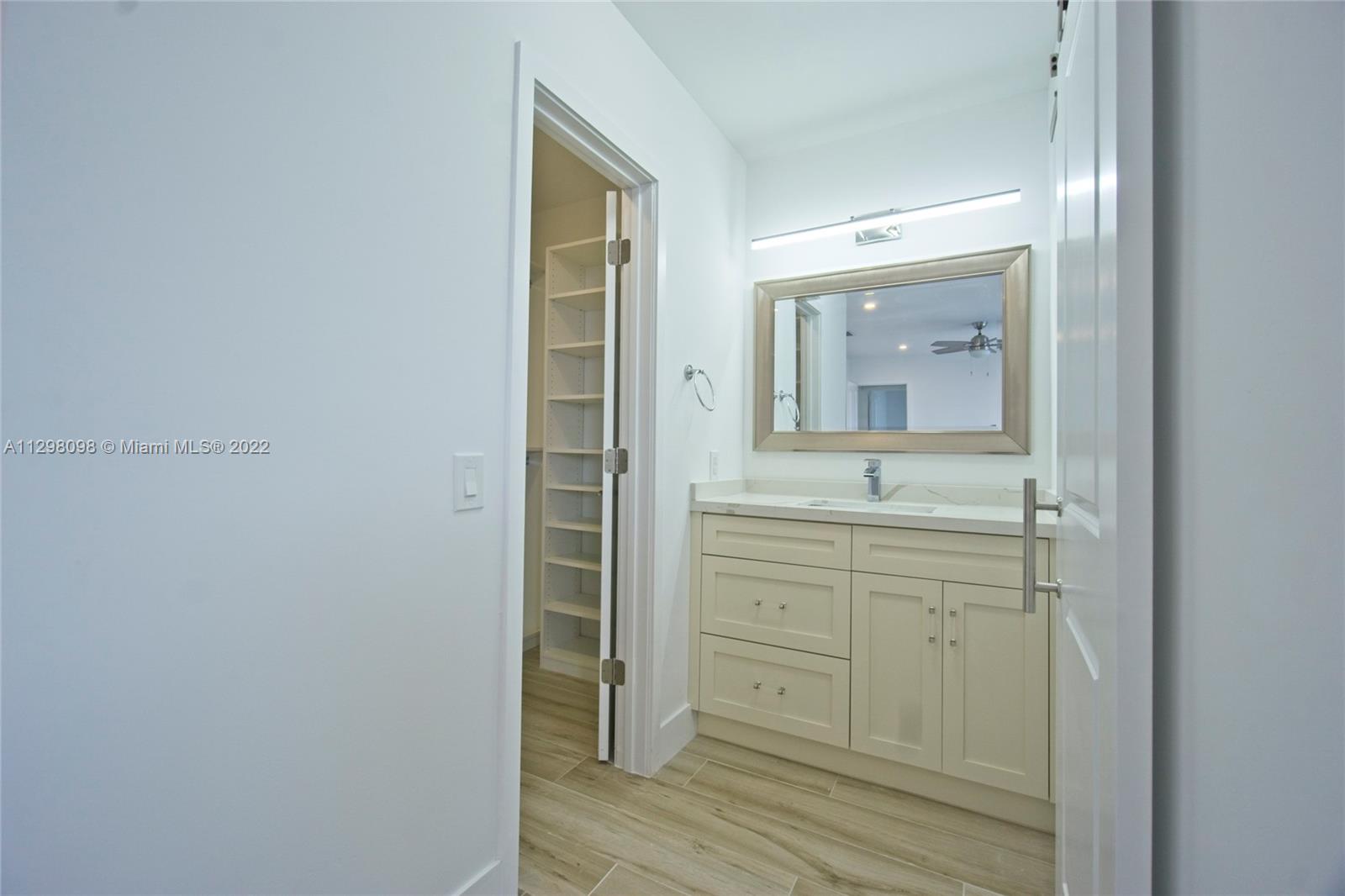 434 SW 23 Rd