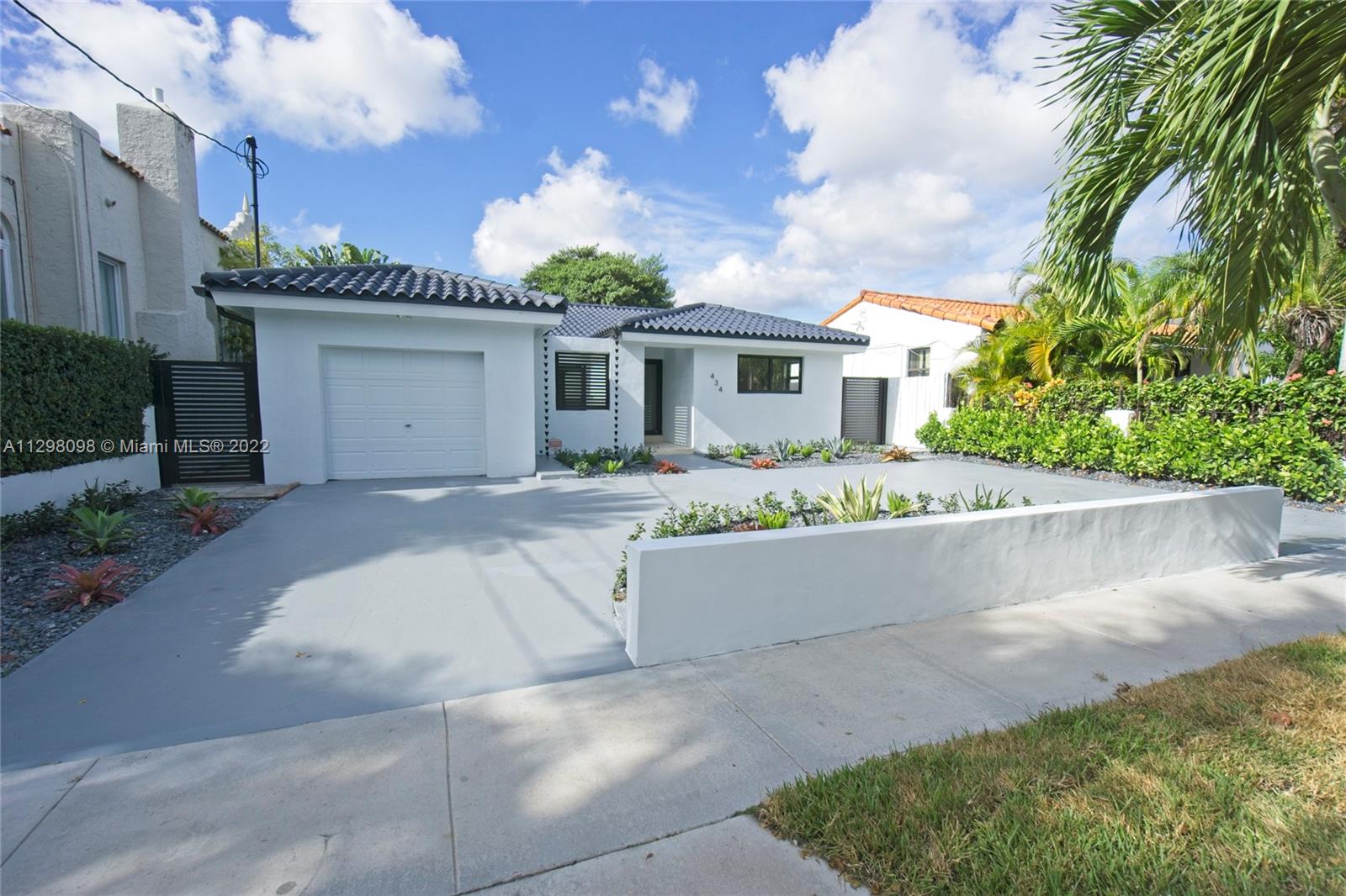 434 SW 23 Rd