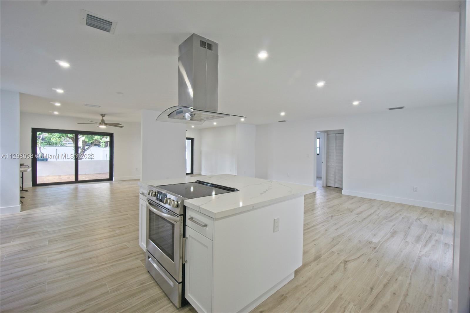 434 SW 23 Rd