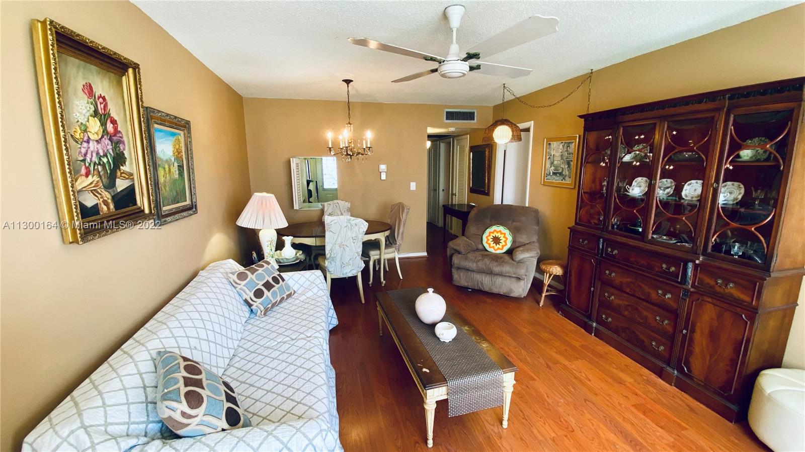 2309 Park Ln Unit: 211
