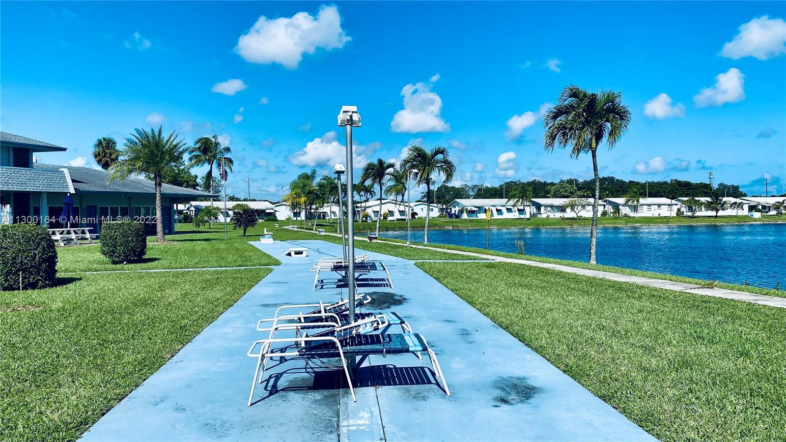 2309 Park Ln Unit: 211