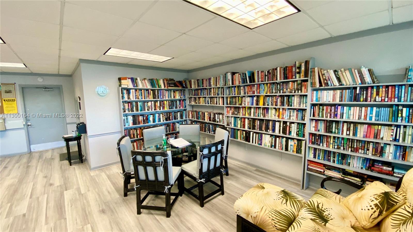 2309 Park Ln Unit: 211