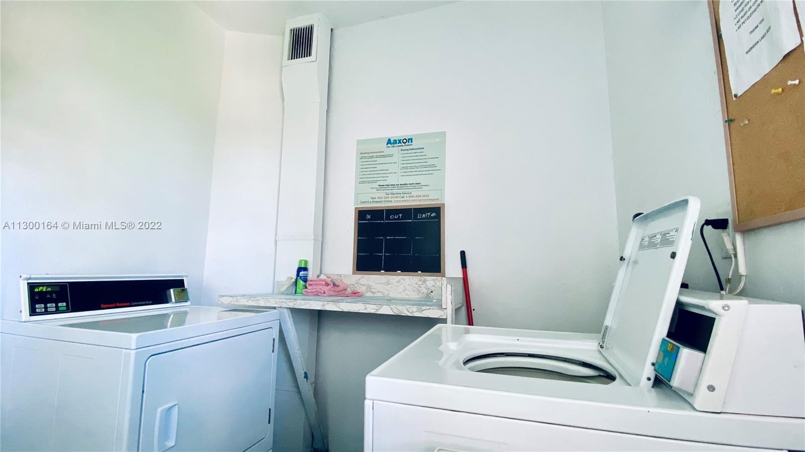 2309 Park Ln Unit: 211