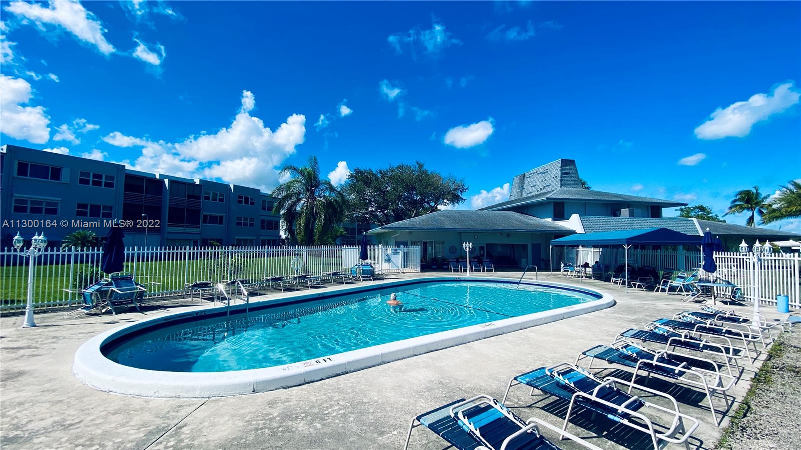 2309 Park Ln Unit: 211