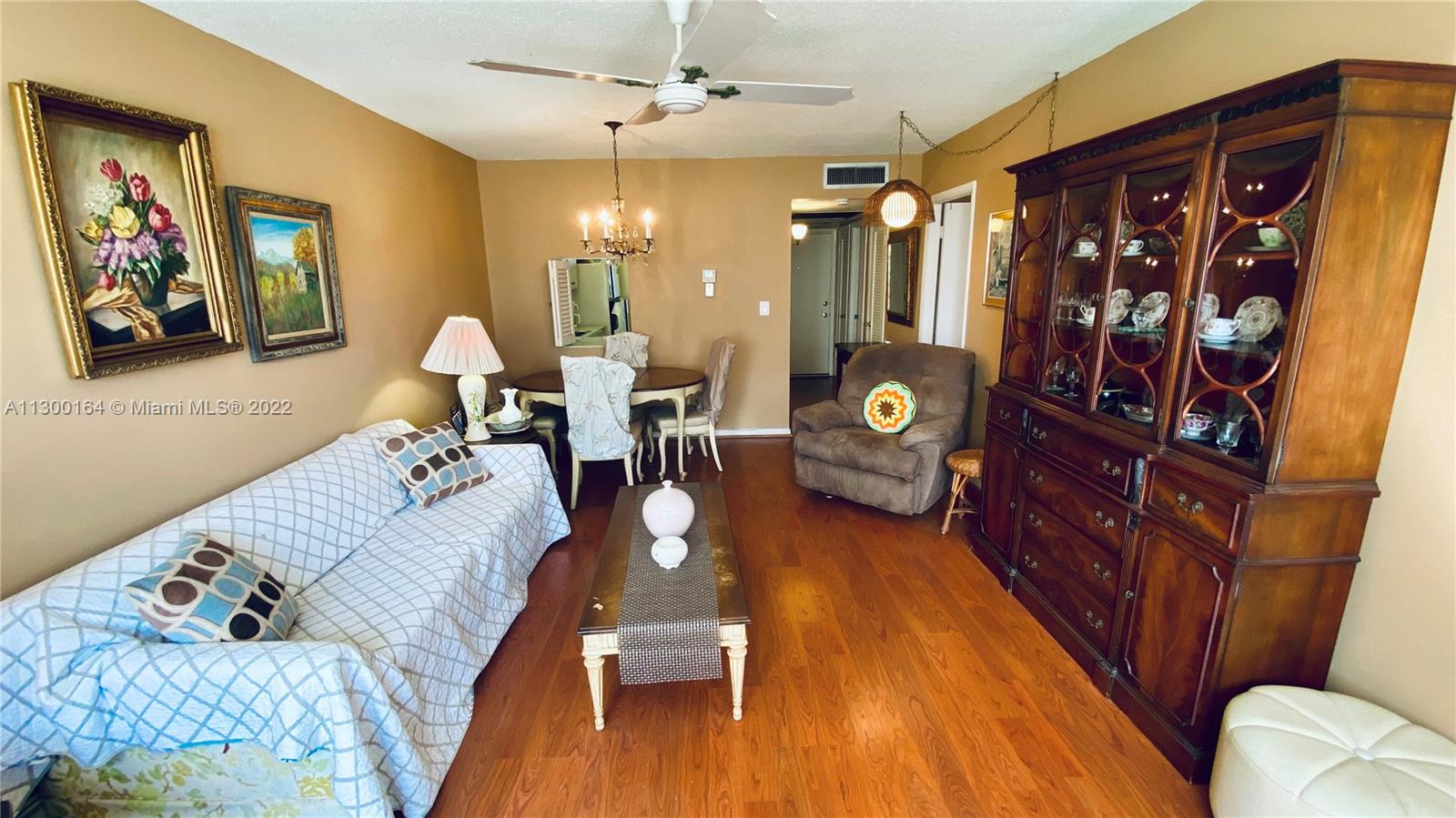 2309 Park Ln Unit: 211