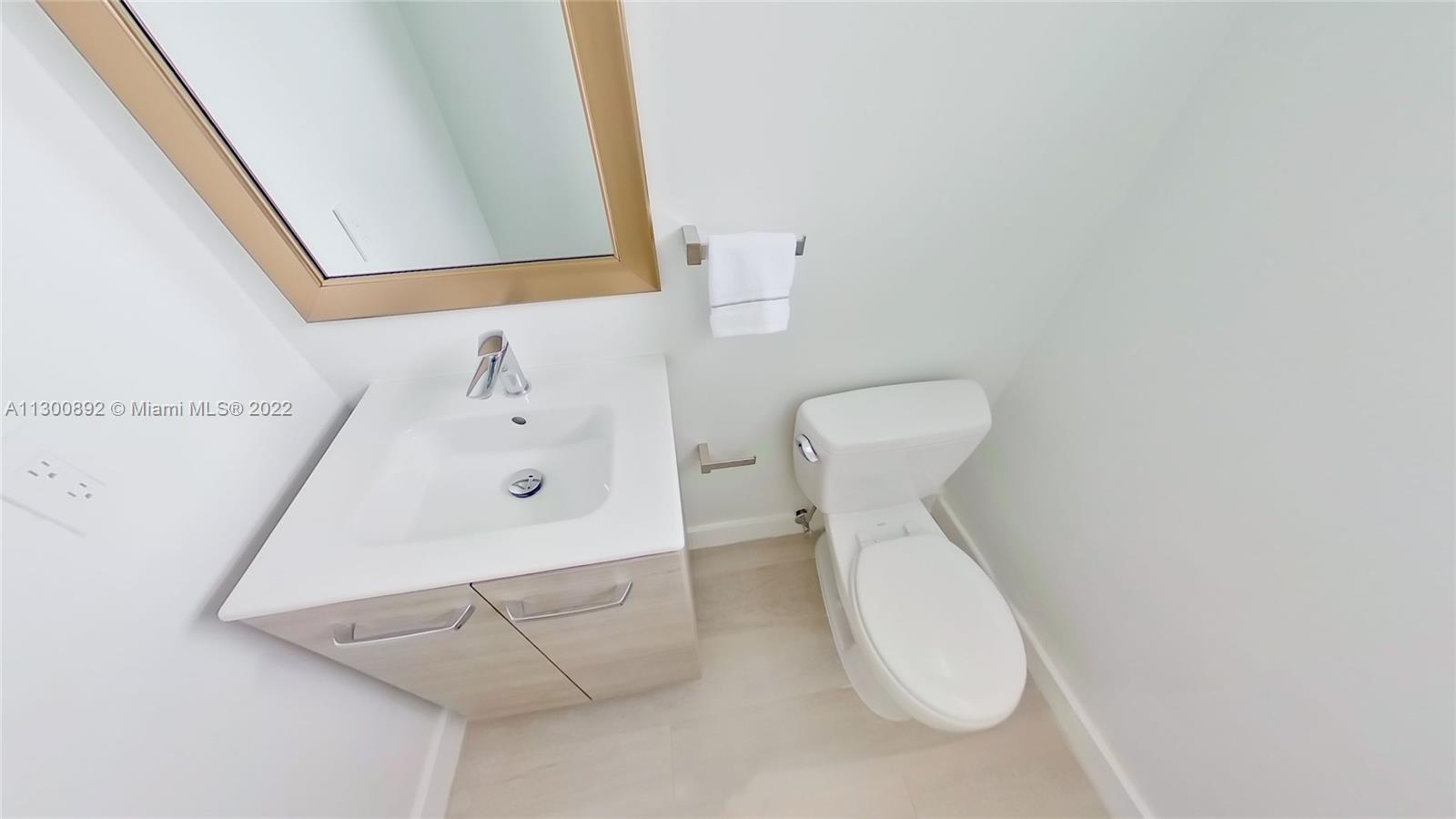 798 Crandon Blvd Unit: 45-B