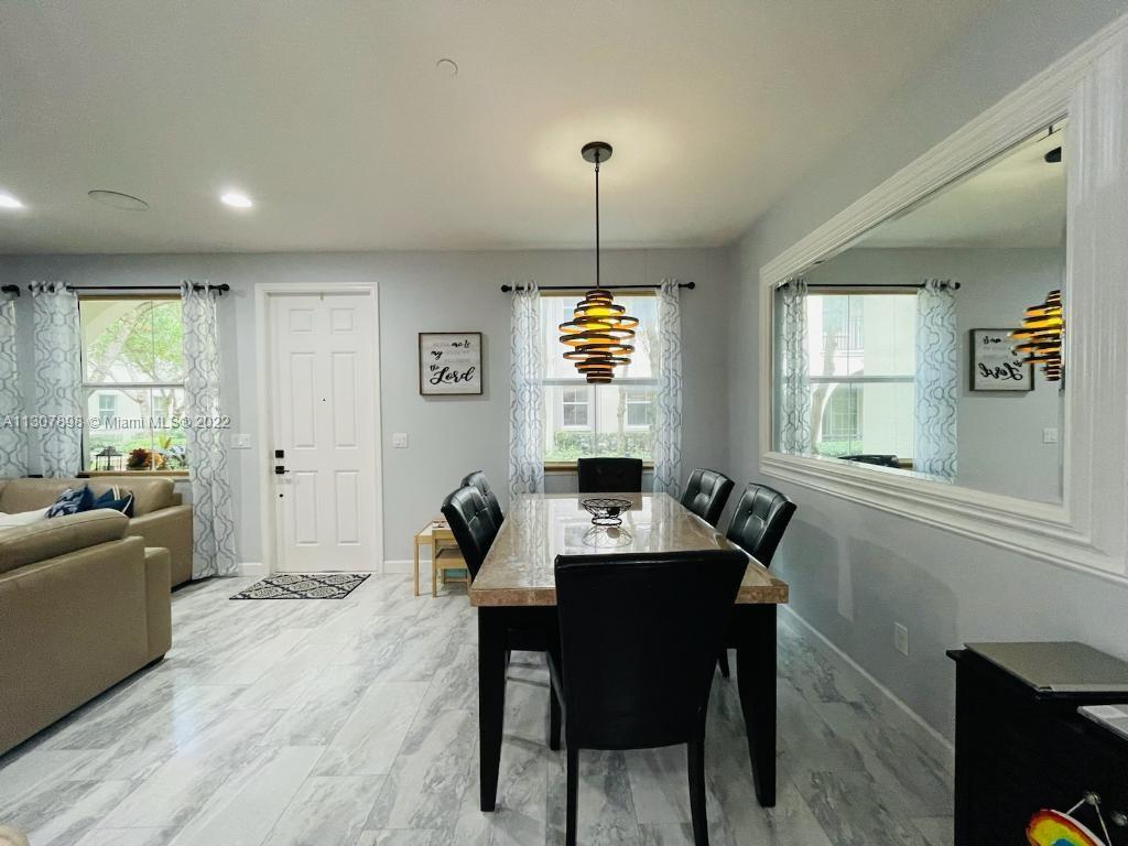 4184 Cascada Cir