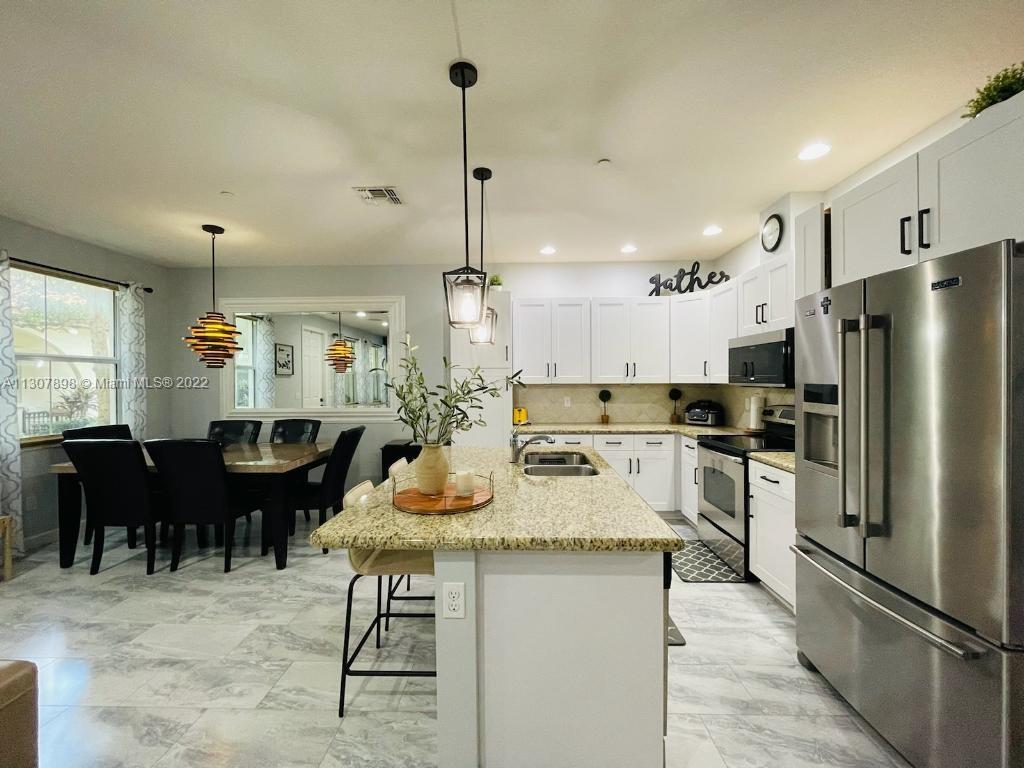 4184 Cascada Cir