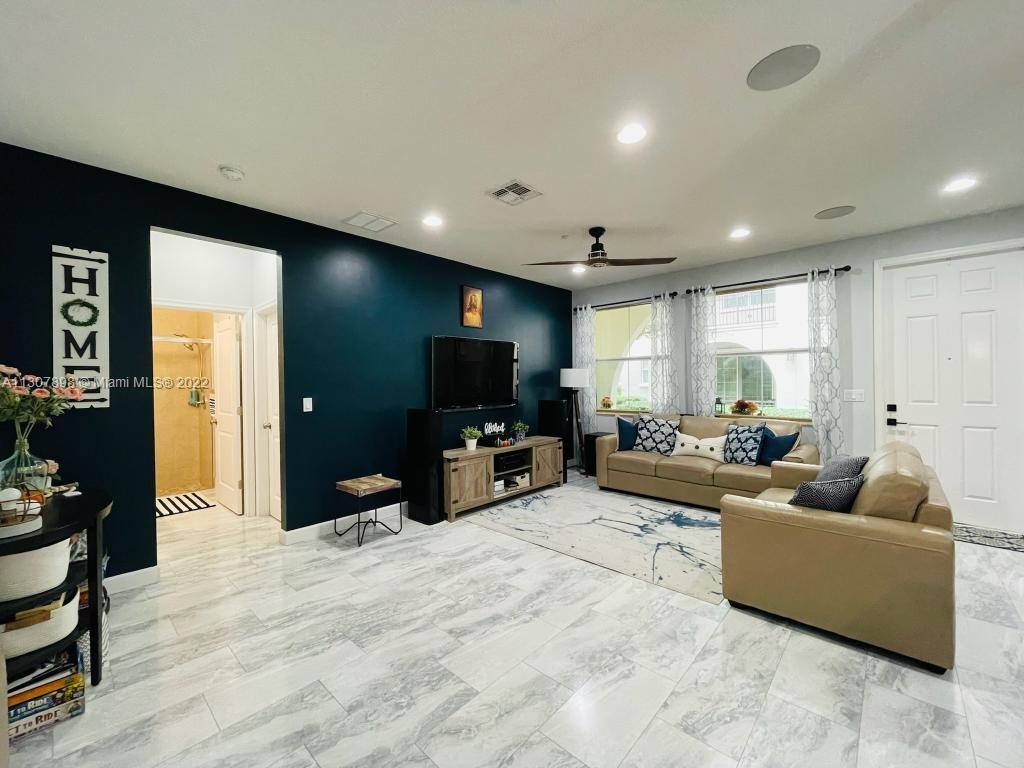 4184 Cascada Cir