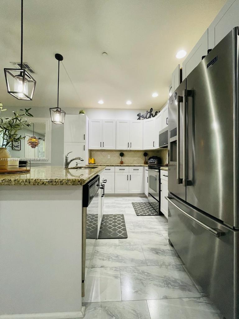 4184 Cascada Cir