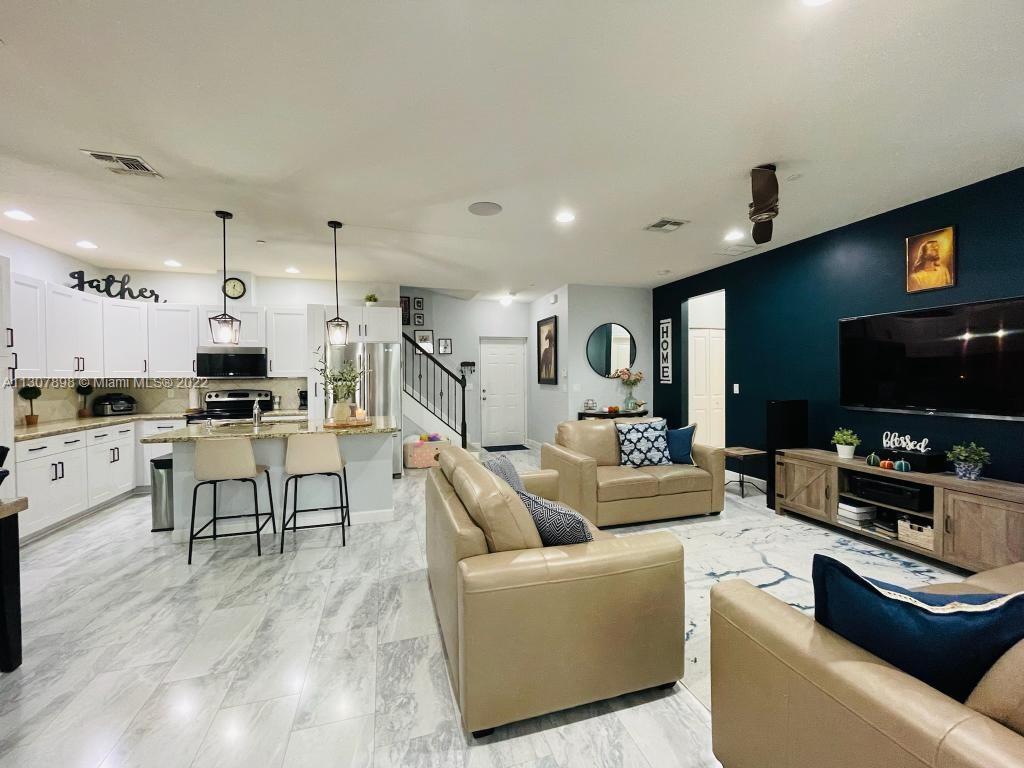 4184 Cascada Cir