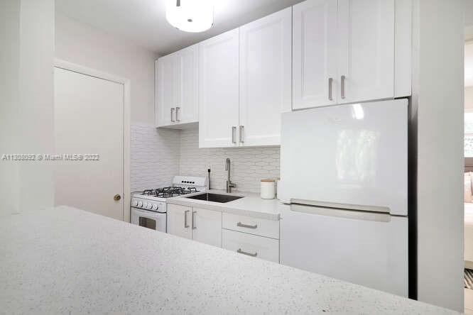 6310 SW 79 St Unit: 18