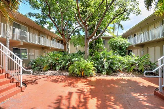 6310 SW 79 St Unit: 18