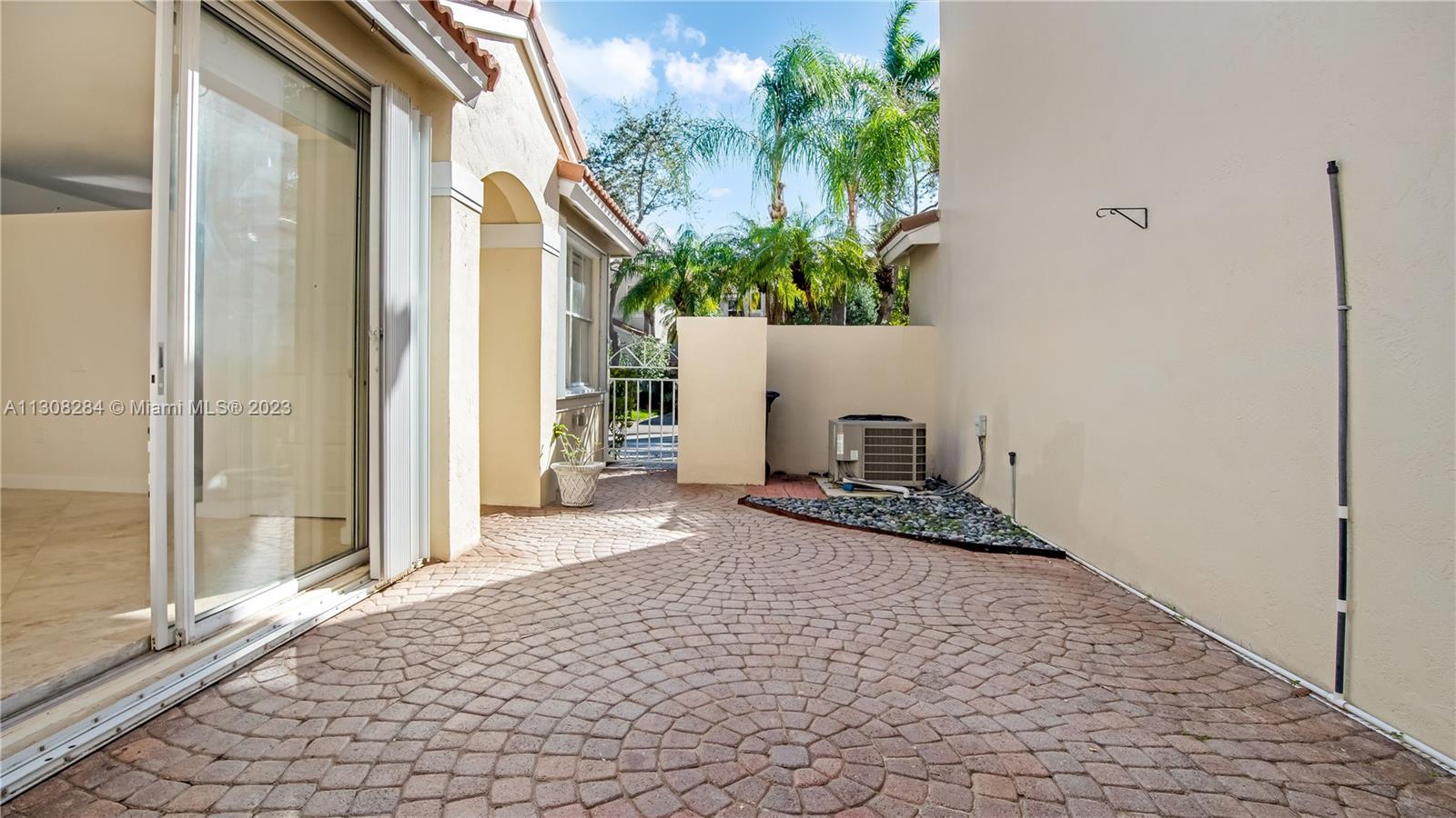 1610 Weeping Willow Way Unit: 1610