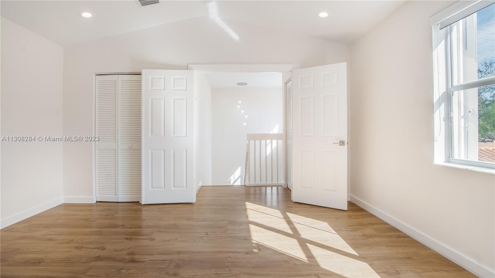 1610 Weeping Willow Way Unit: 1610