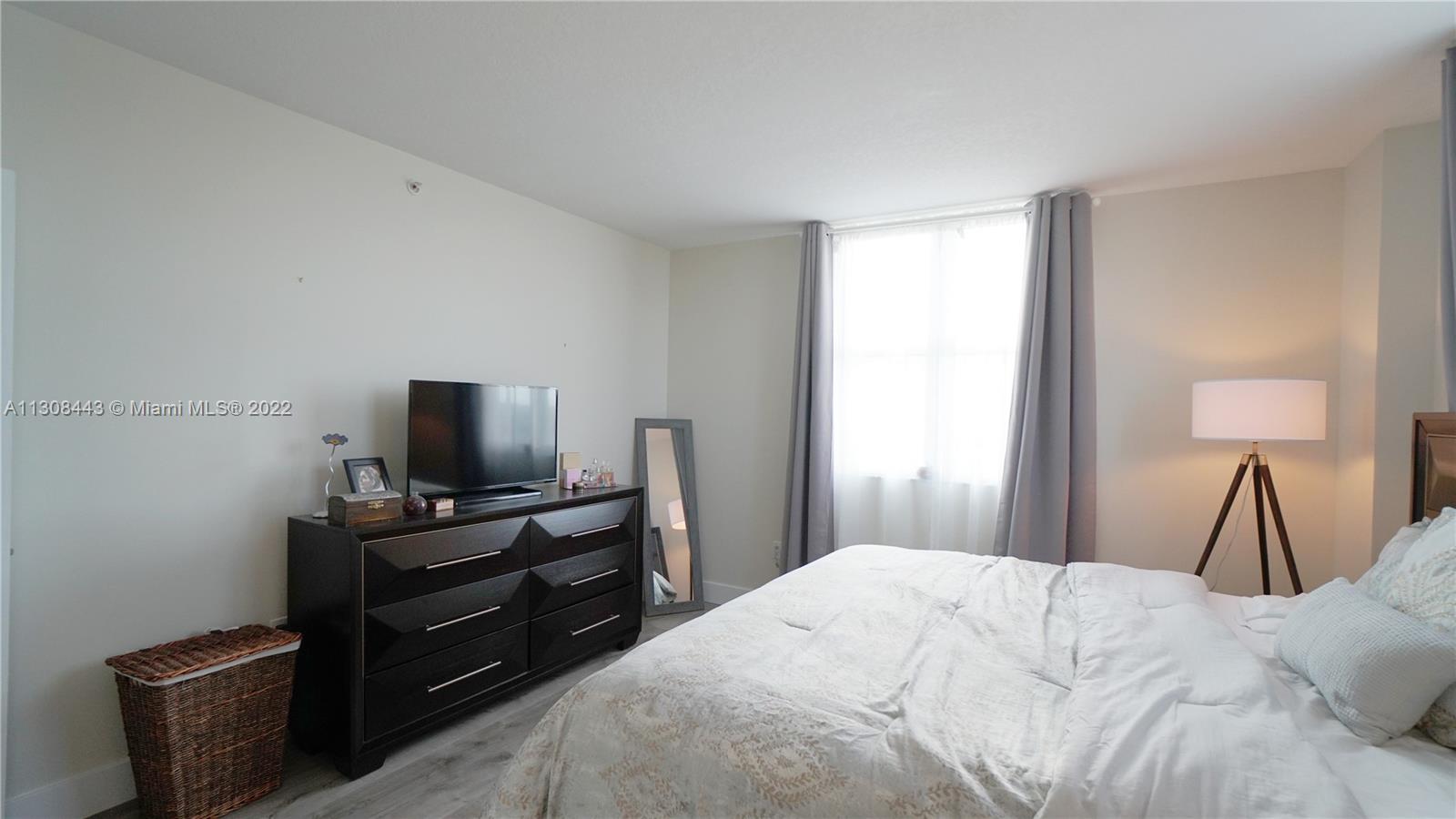 117 NW 42nd Ave Unit: 708