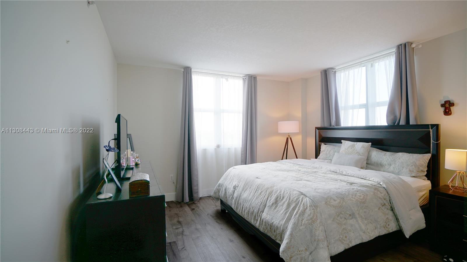 117 NW 42nd Ave Unit: 708