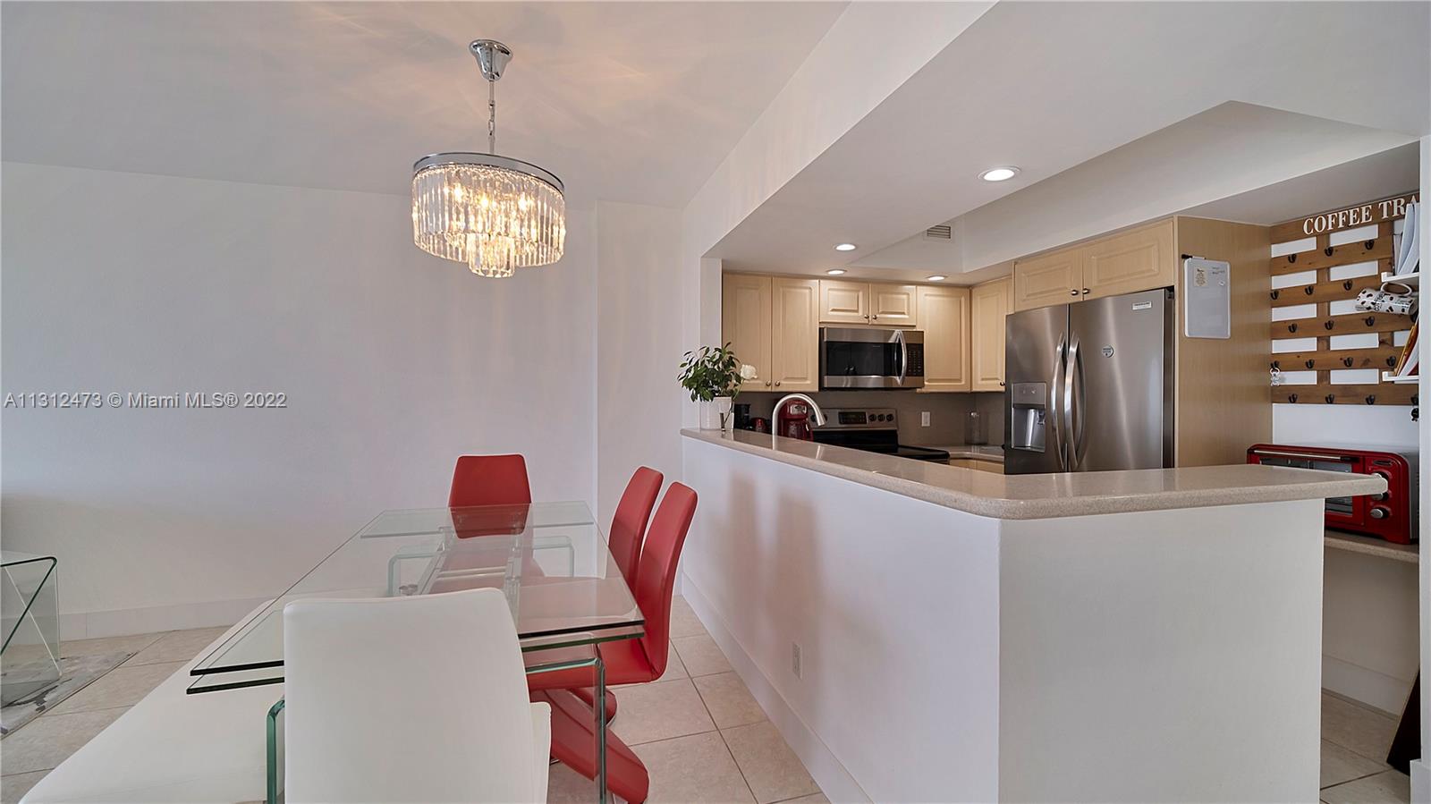 5600 Collins Ave Unit: 16L