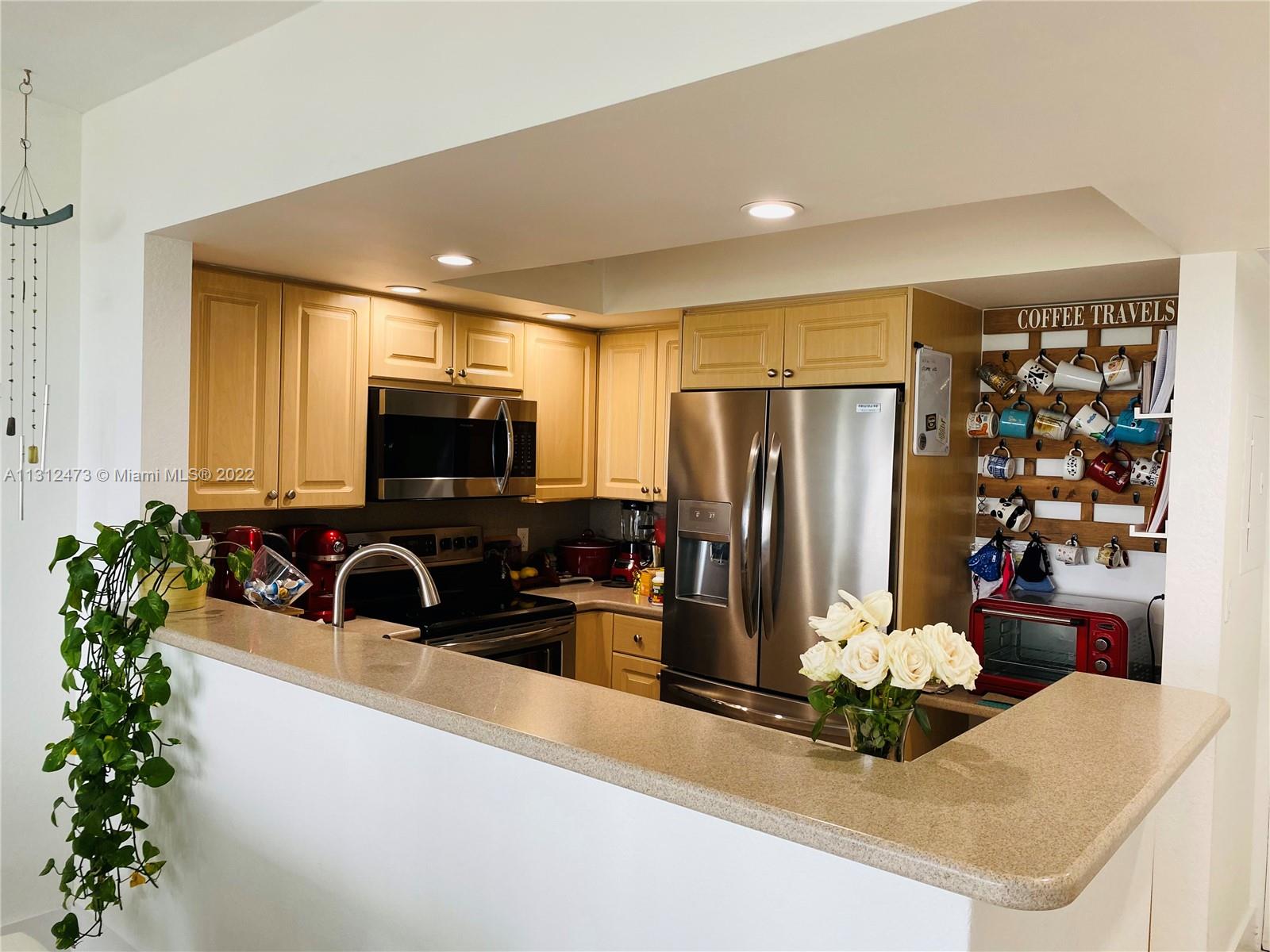 5600 Collins Ave Unit: 16L