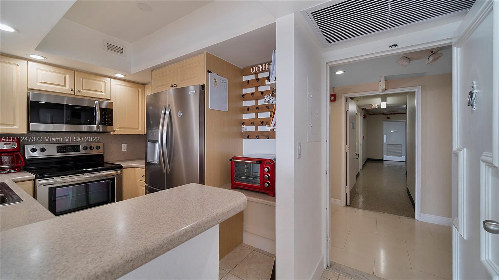 5600 Collins Ave Unit: 16L