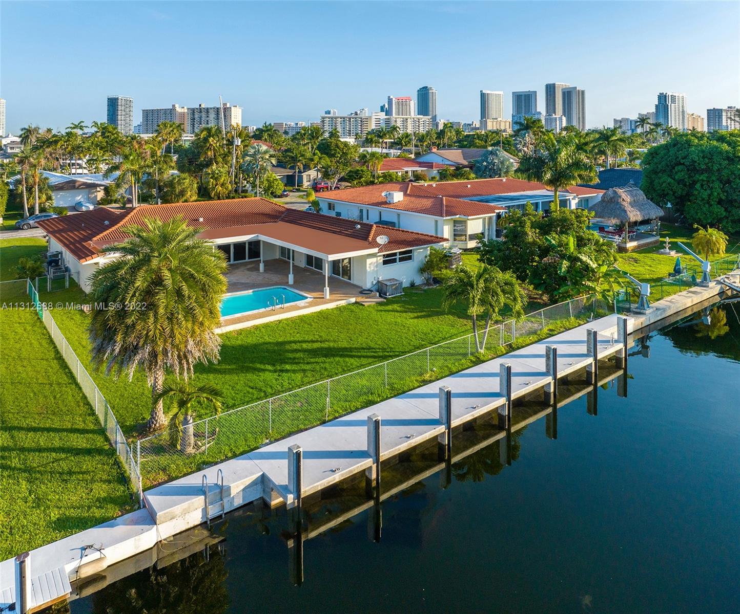 461 Alamanda Dr