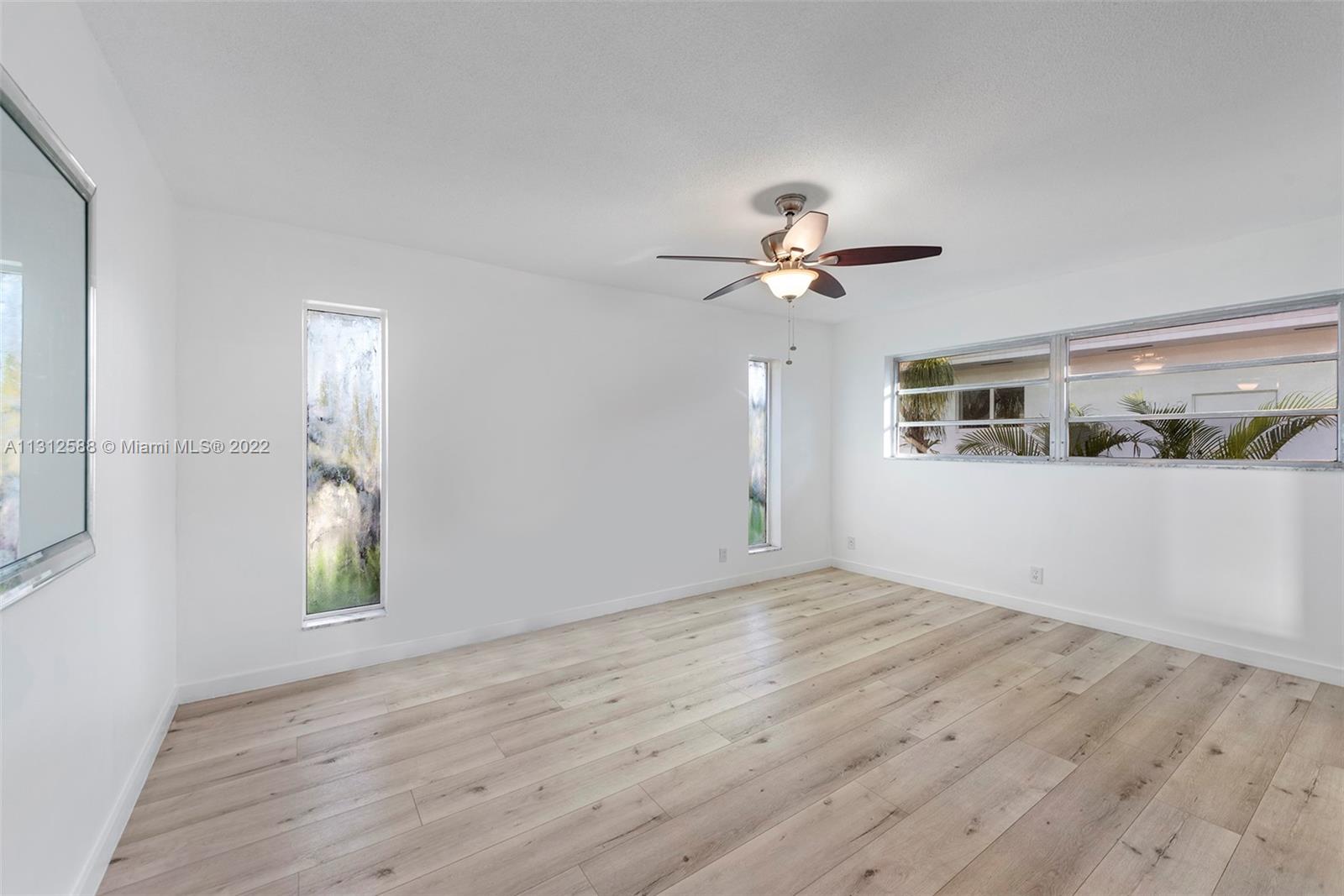 461 Alamanda Dr