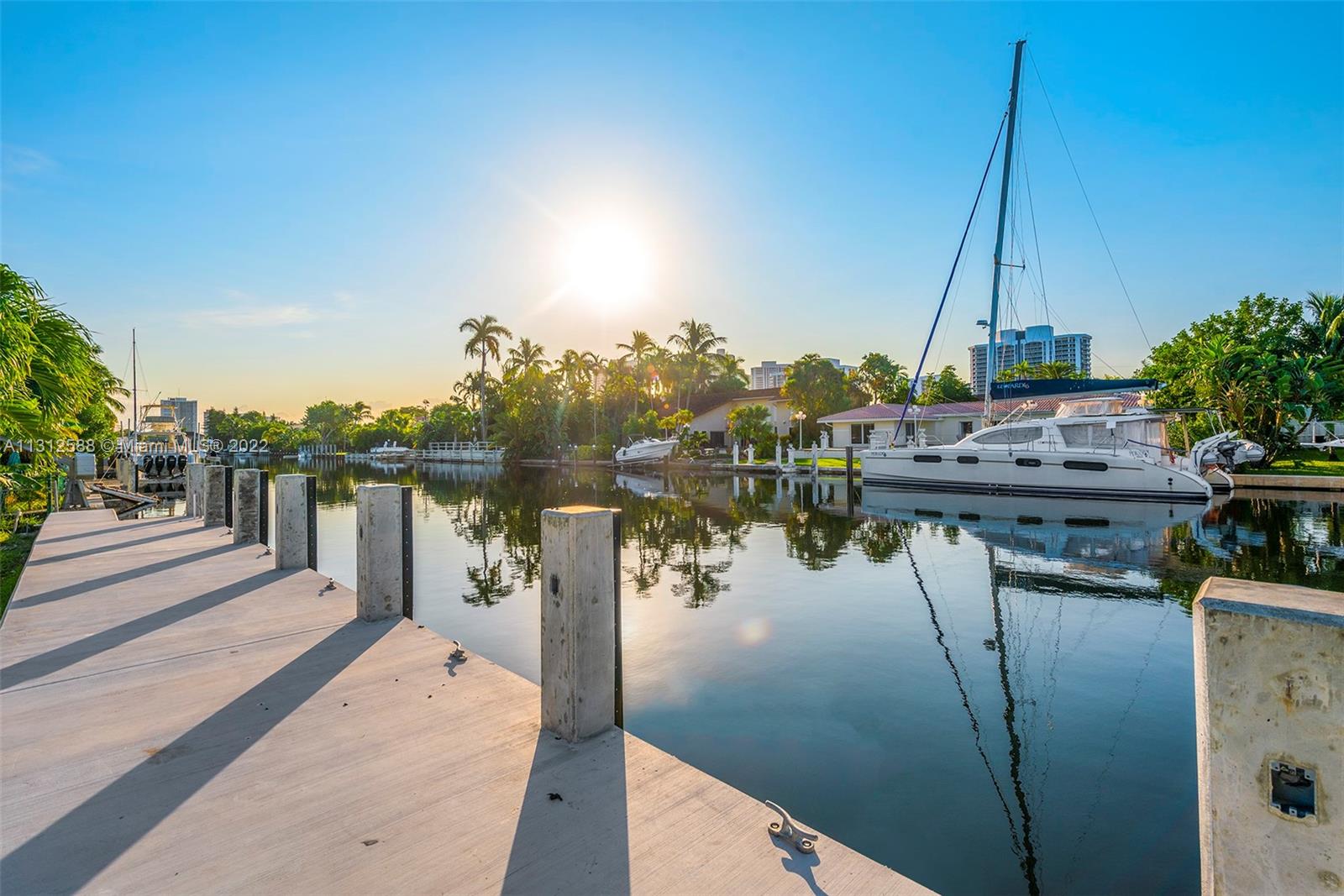 461 Alamanda Dr