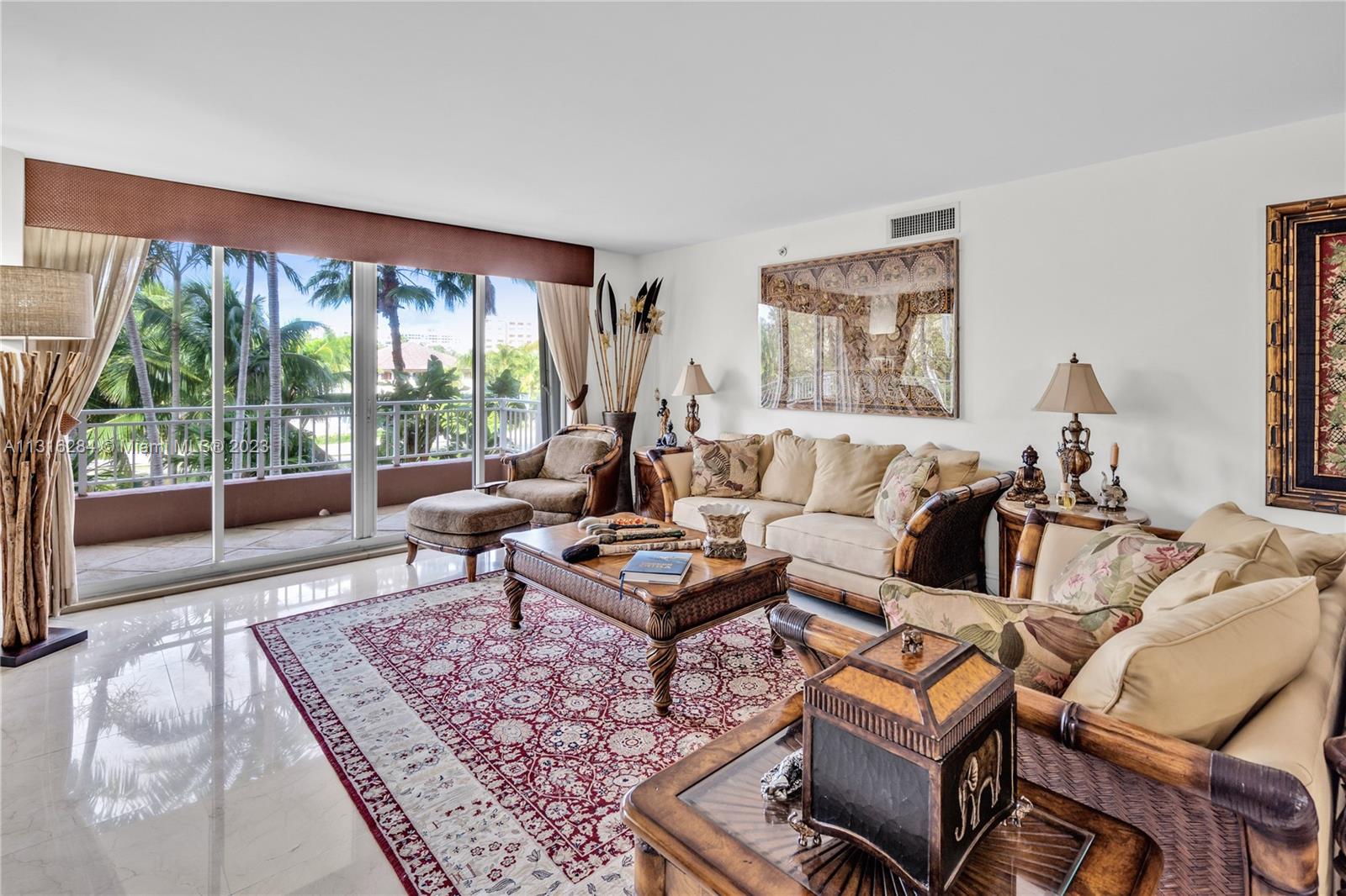765 Crandon Blvd Unit: 207