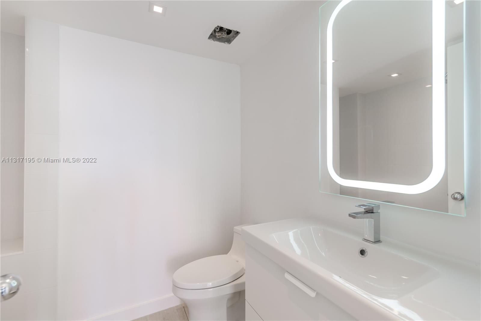 710 Washington Ave Unit: 420