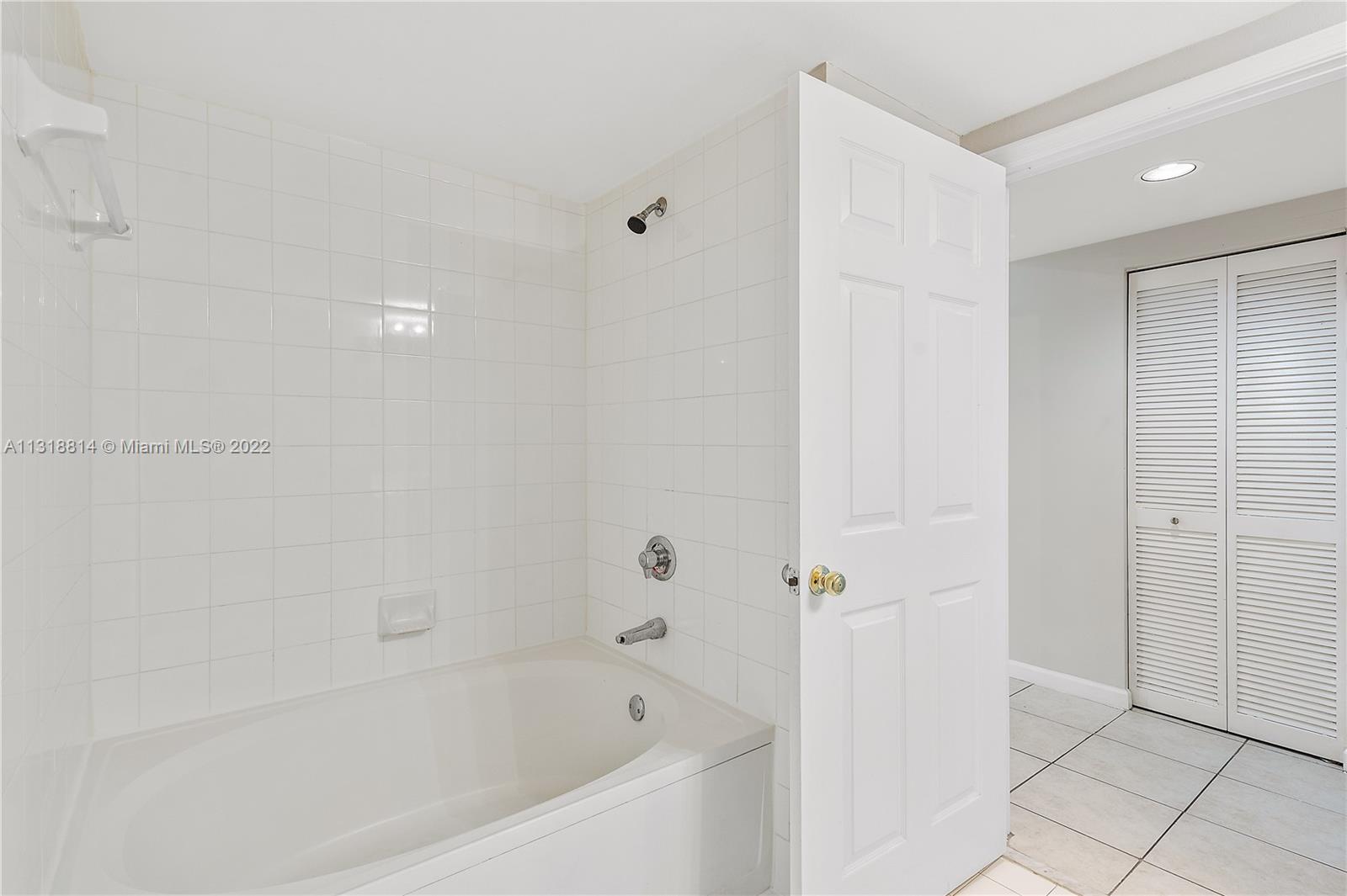 11587 W Atlantic Blvd Unit: 1538