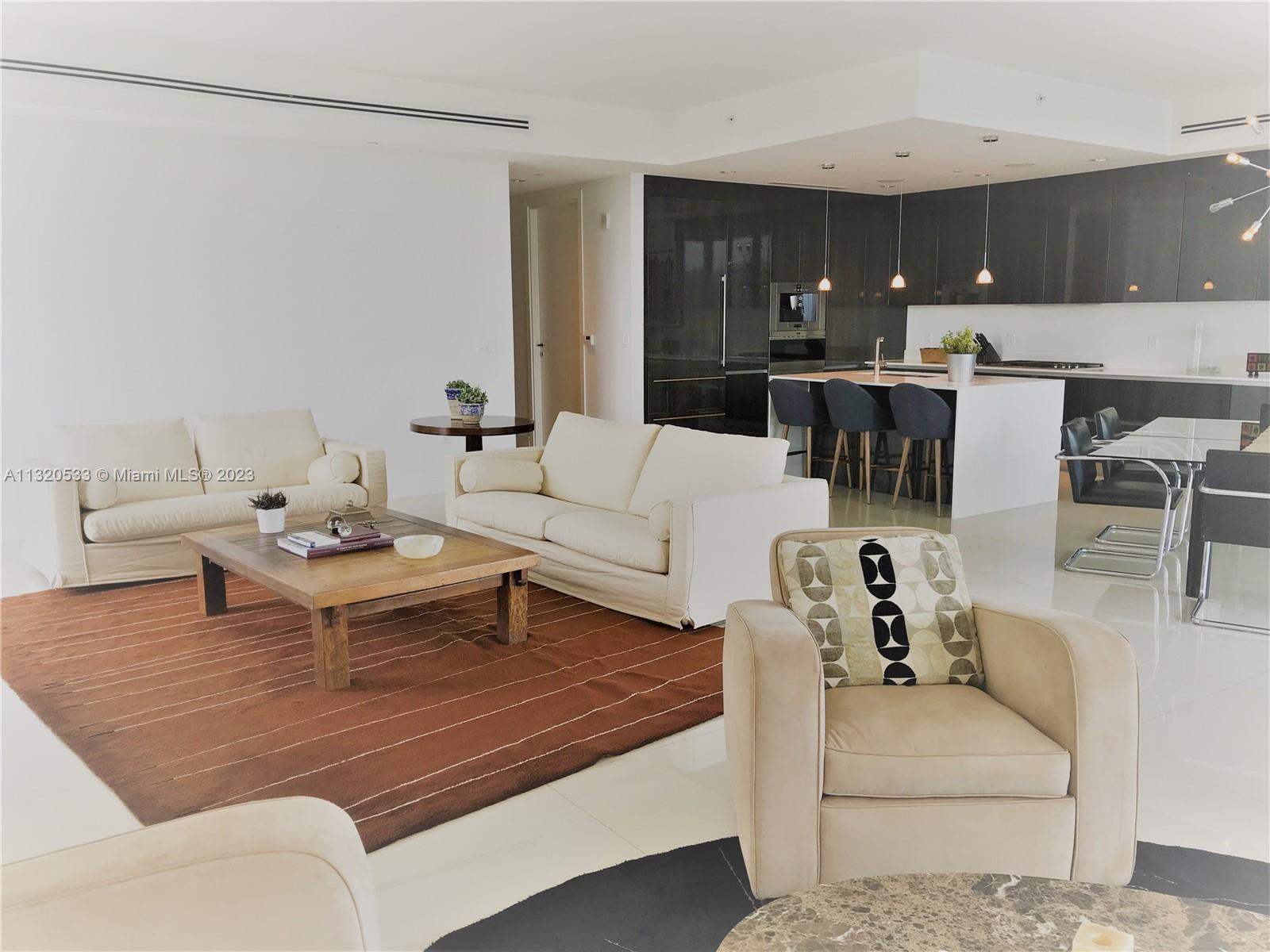 3250 NE 188 St Unit: 401