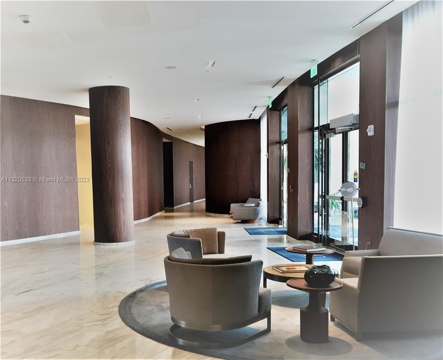 3250 NE 188 St Unit: 401