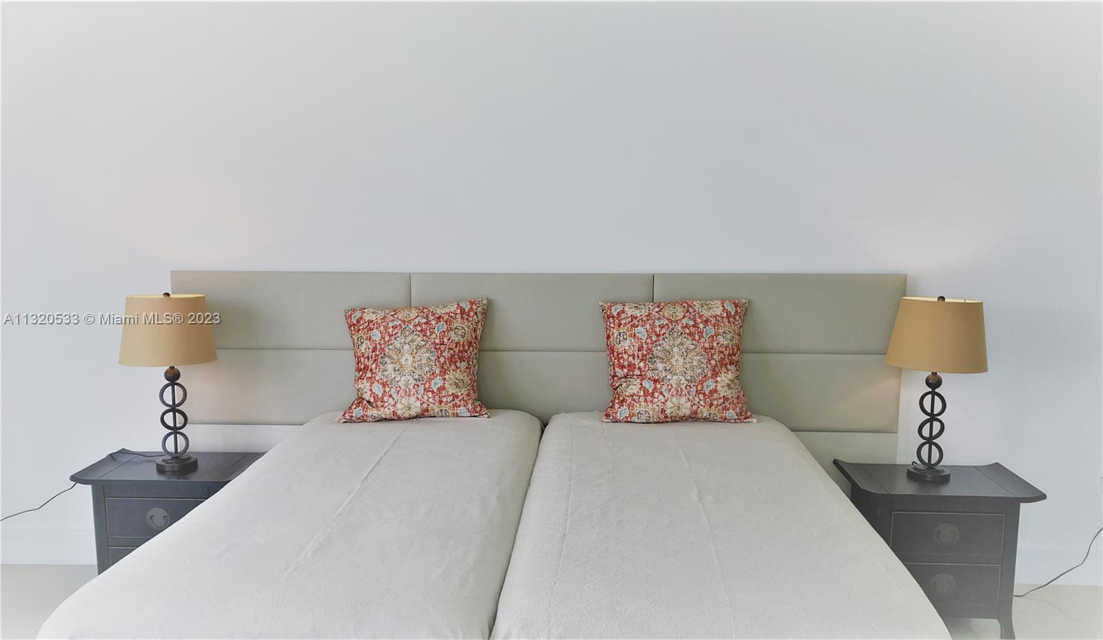 3250 NE 188 St Unit: 401
