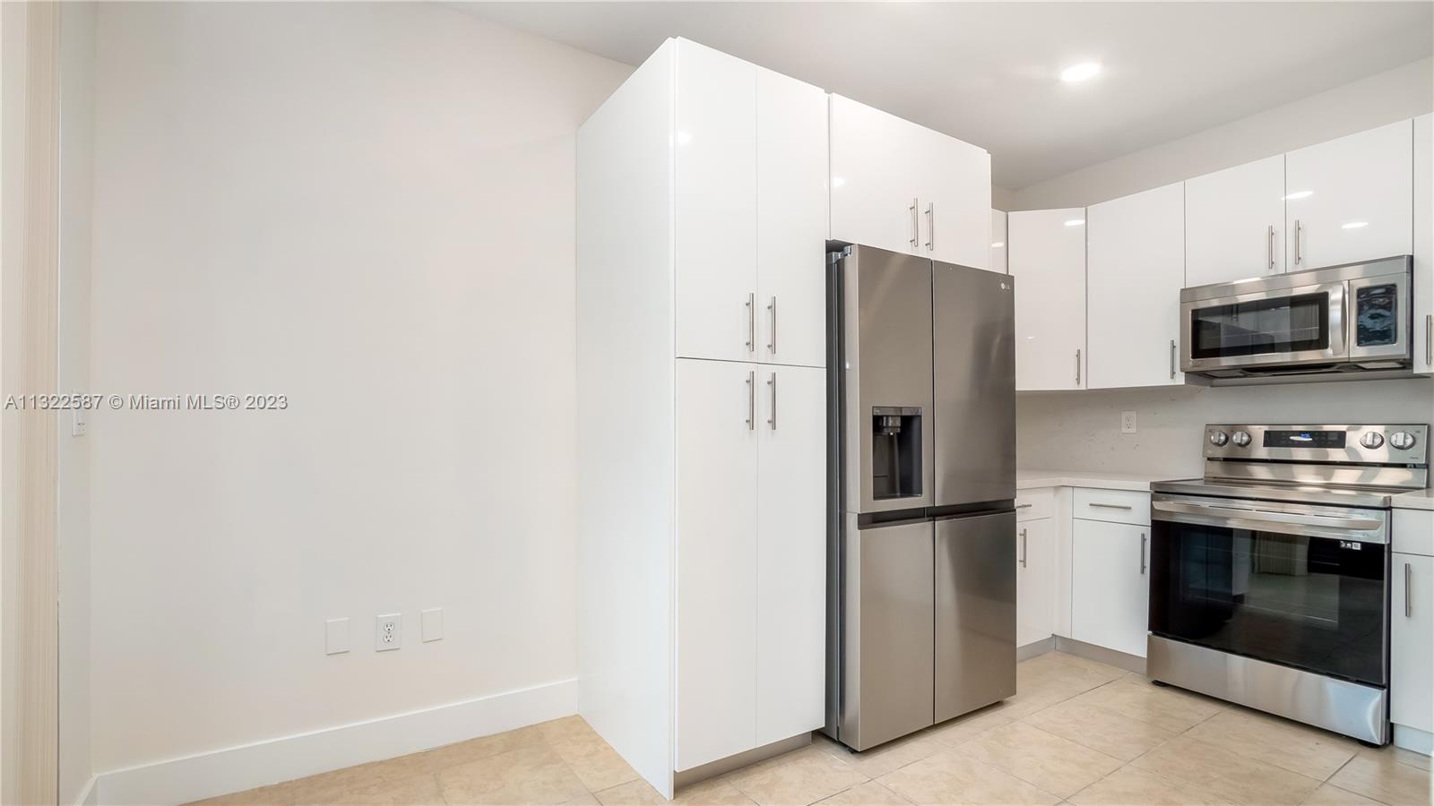 1130 Chestnut Ln Unit: 1130